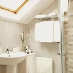 Ocean Heights Couette-café 4*