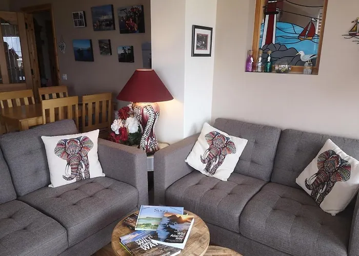Ocean Heights Oda ve Kahvaltı 4*